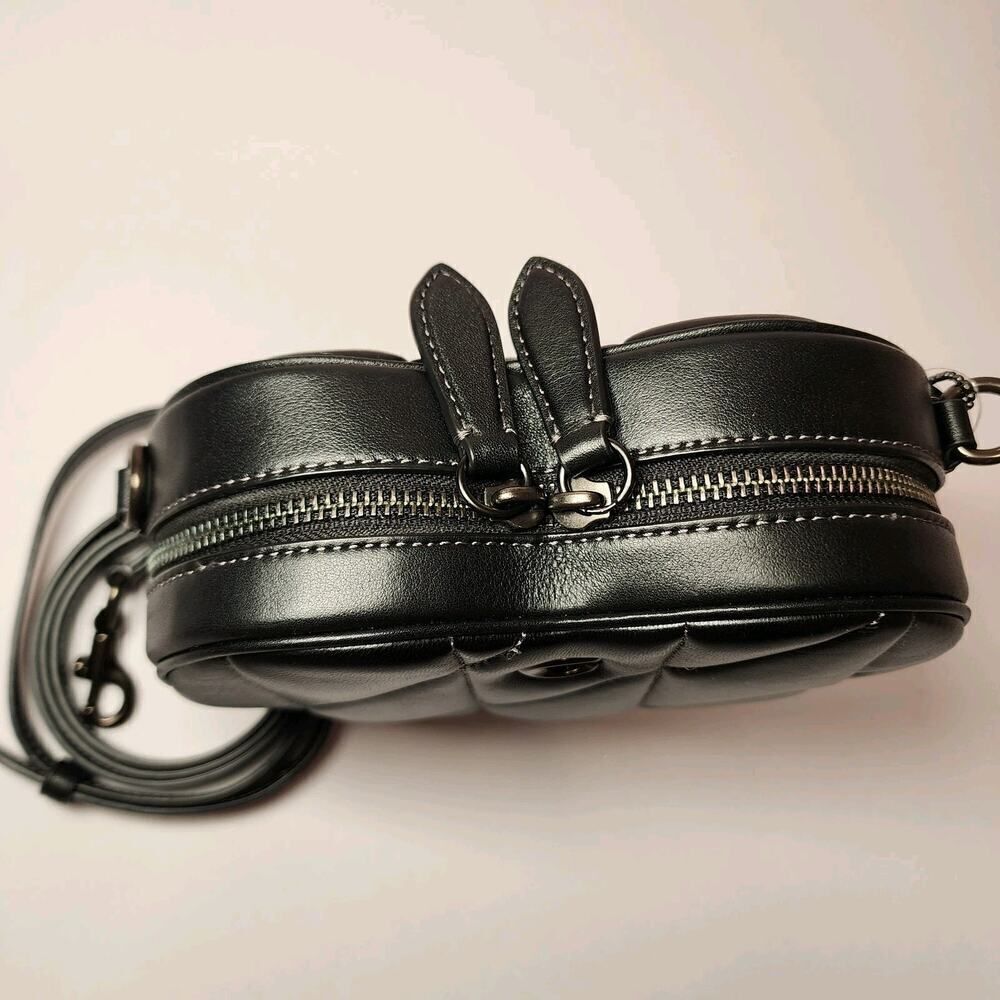 NWT COACH CE725 Quilted Leather Heart Crossbody Bag Quilting Black - Picture 6 of 8